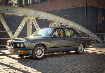 BMW 520 125.500 km 13.500 &euro; Hamburg 20148