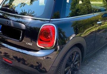 Mini ONE 74.000 km 12.300 &euro; Ammersbek 22949
