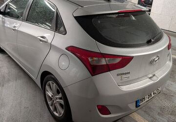 Hyundai i30 88.332 km 10.850 &euro; Hamburg 22119
