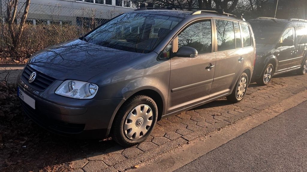 VW Touran 210.000 km 4.500 &euro; Hamburg 22089