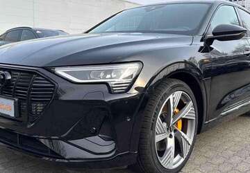 Audi e-tron 28.235 km 35.950 &euro; Hamburg 22047