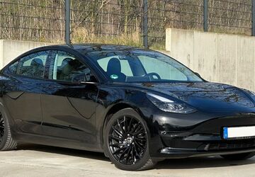 Tesla Model 3 27.000 km 36.700 &euro; Hamburg 22559