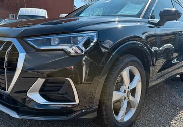Audi Q3 96.209 km 27.990 &euro; Hamburg 22179