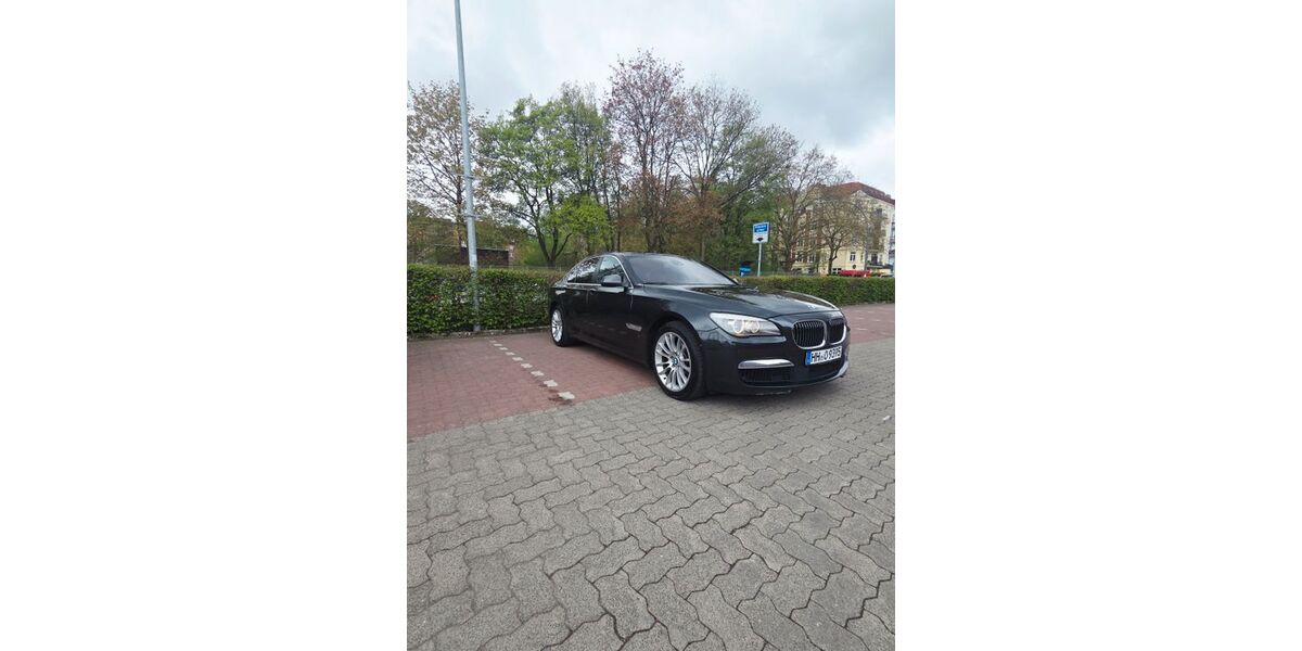 BMW 740 225.000 km 13.699 &euro; Hamburg 20257