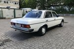 Mercedes-Benz 230 W123 Sanders Automat ABS AirBag SSD Velours 146.358 km 15.999 &euro; Hamburg 22339