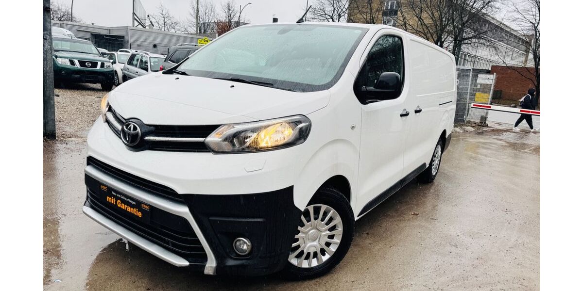 Toyota Proace (Verso) 120.000 km 17.900 &euro; Hamburg 20537