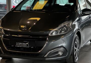 Peugeot 208 95.000 km 6.490 &euro; Bad Bramstedt 24576