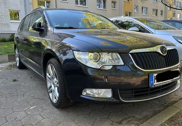 Skoda Superb 238.229 km 6.500 &euro; Hamburg 21075
