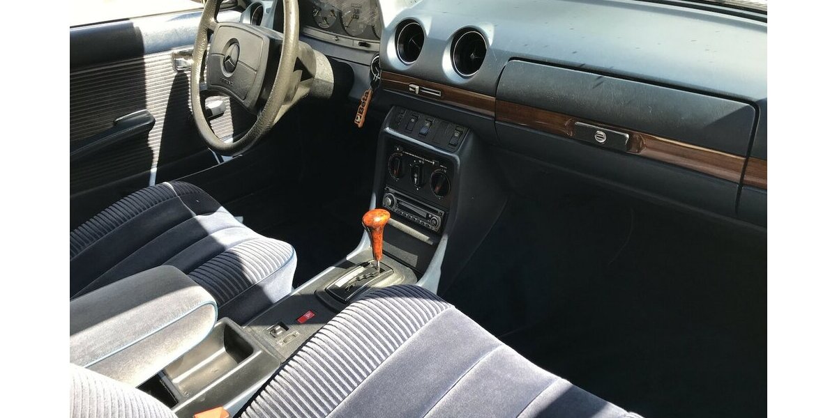 Mercedes-Benz 230 W123 Sanders Automat ABS AirBag SSD Velours 146.358 km 15.999 &euro; Hamburg 22339