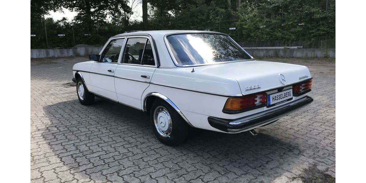 Mercedes-Benz 230 W123 Sanders Automat ABS AirBag SSD Velours 146.358 km 15.999 &euro; Hamburg 22339