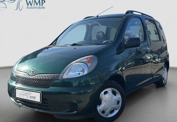 Toyota Yaris 154.024 km 3.290 &euro; Hamburg 22045