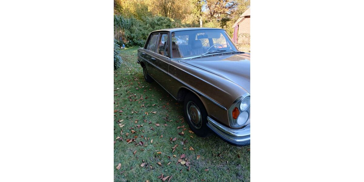 Mercedes-Benz 250 59.000 km 8.499 &euro; Hamburg 22041