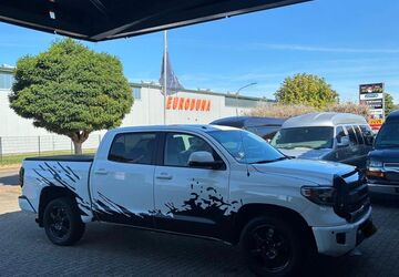 Toyota Tundra 232.510 km 25.900 &euro; Barmstedt 25355
