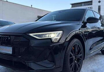 Audi e-tron 45.132 km 34.000 &euro; Hamburg 22047