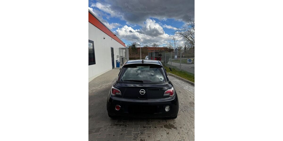 Opel Adam 75.600 km 8.500 &euro; Hamburg 22307
