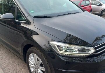 VW Touran 185.265 km 14.900 &euro; Hamburg 21031