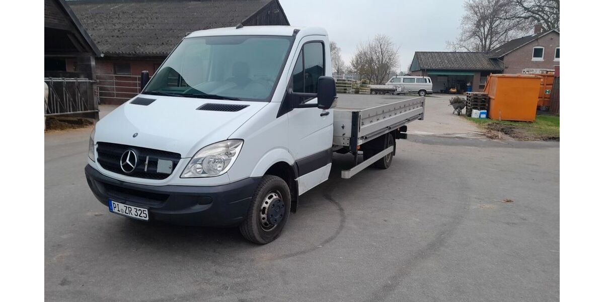 Mercedes-Benz Sprinter 148.000 km 13.200 &euro; Haselau 25489