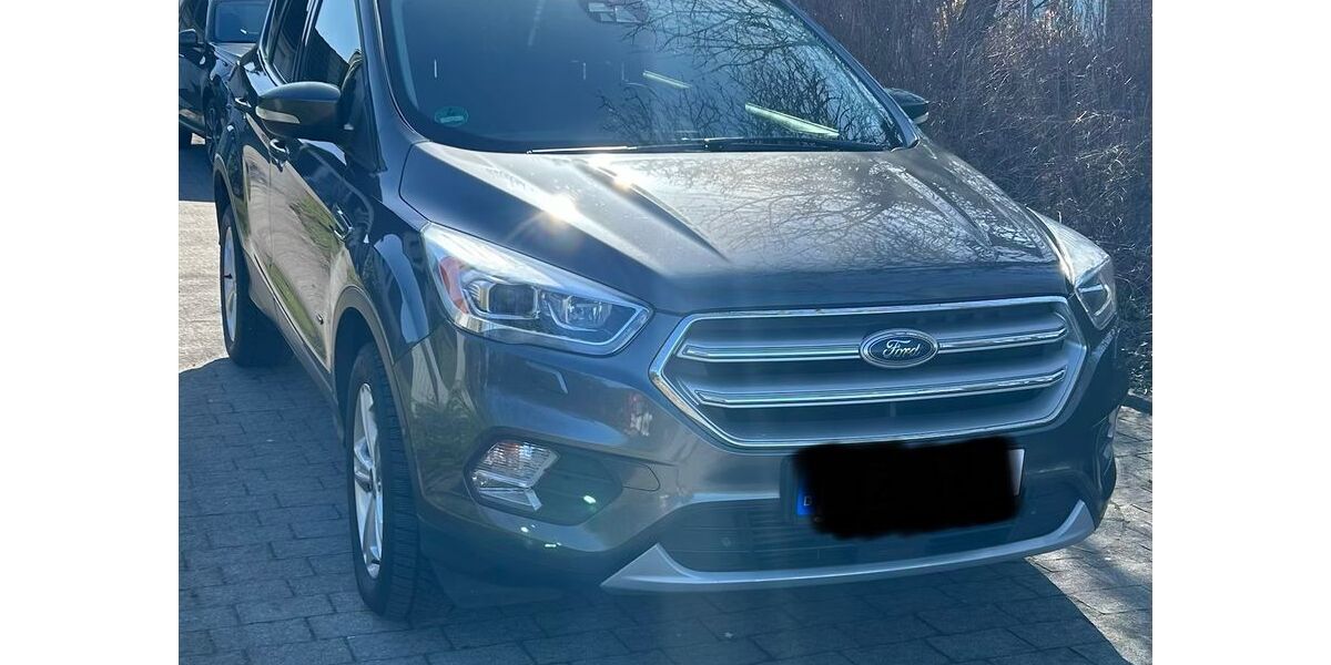 Ford Kuga 130.000 km 13.500 &euro; Neuendorf 25335