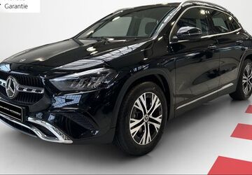 Mercedes-Benz GLA 200 13.282 km 37.450 &euro; Reinbek 21465