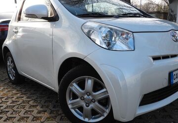 Toyota IQ 100.000 km 4.500 &euro; Hamburg 22043