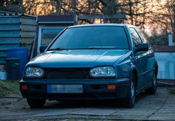 VW Golf 193.000 km 1.250 &euro; Stubben 23847