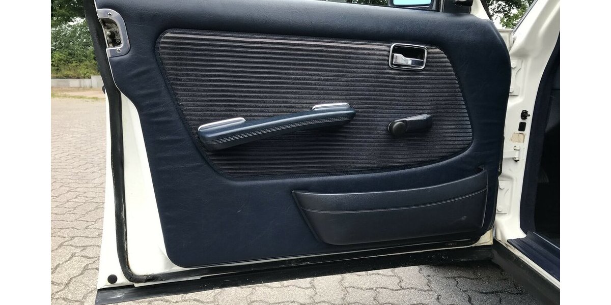 Mercedes-Benz 230 W123 Sanders Automat ABS AirBag SSD Velours 146.358 km 15.999 &euro; Hamburg 22339