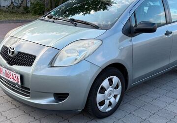 Toyota Yaris 187.257 km 2.450 &euro; Hamburg 20539