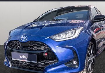Toyota Yaris 2.500 km 29.490 &euro; Hamburg 22529