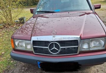 Mercedes-Benz 190 231.900 km 4.900 &euro; Lentföhrden 24632