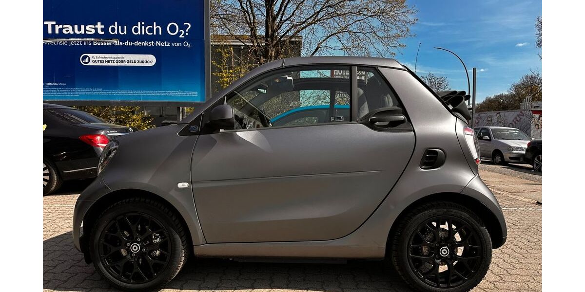 Smart ForTwo 8.037 km 17.800 &euro; Hamburg 20148