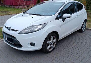 Ford Fiesta 105.000 km 2.950 &euro; Horst 25358