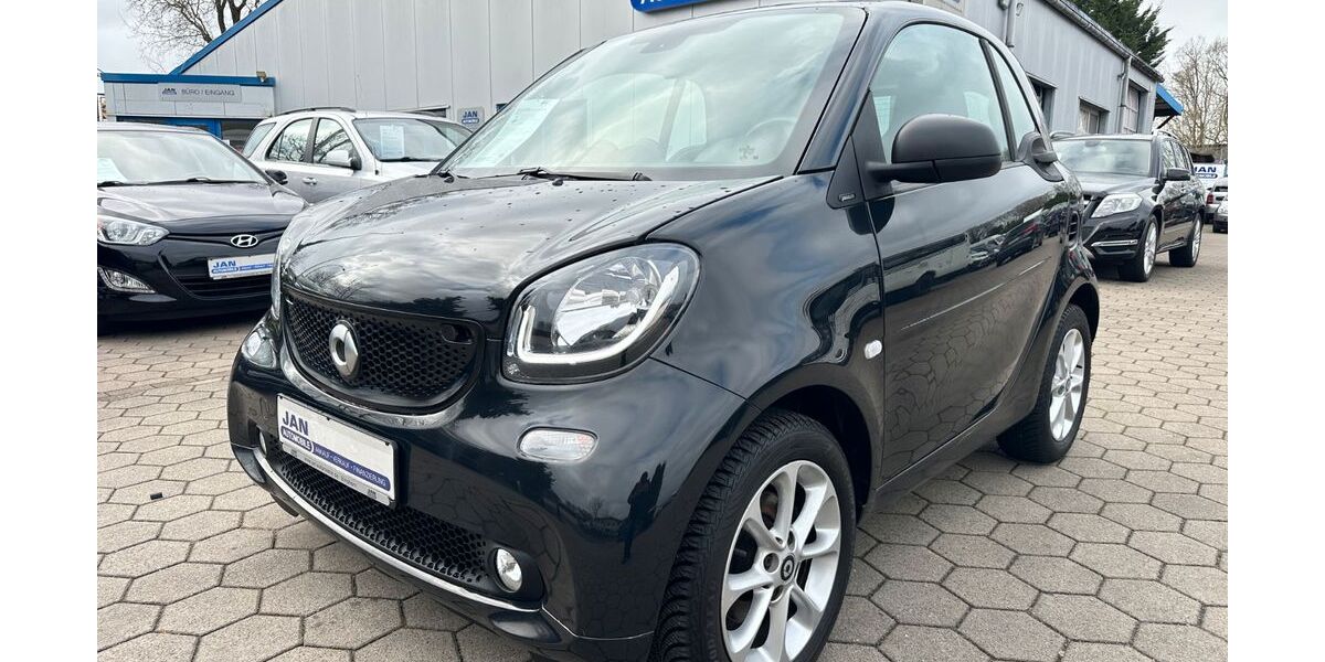 Smart ForTwo 25.416 km 12.390 &euro; Elmshorn 25335