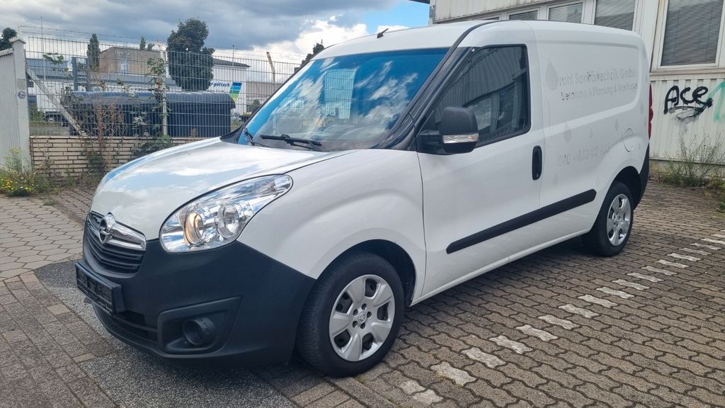 Opel Combo 110.238 km 4.490 &euro; Hamburg 20537