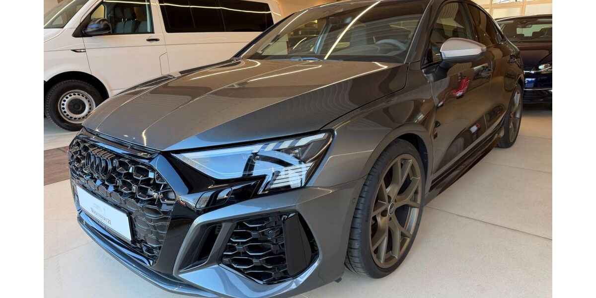 Audi RS3 20.670 km 55.000 &euro; Hamburg 22143