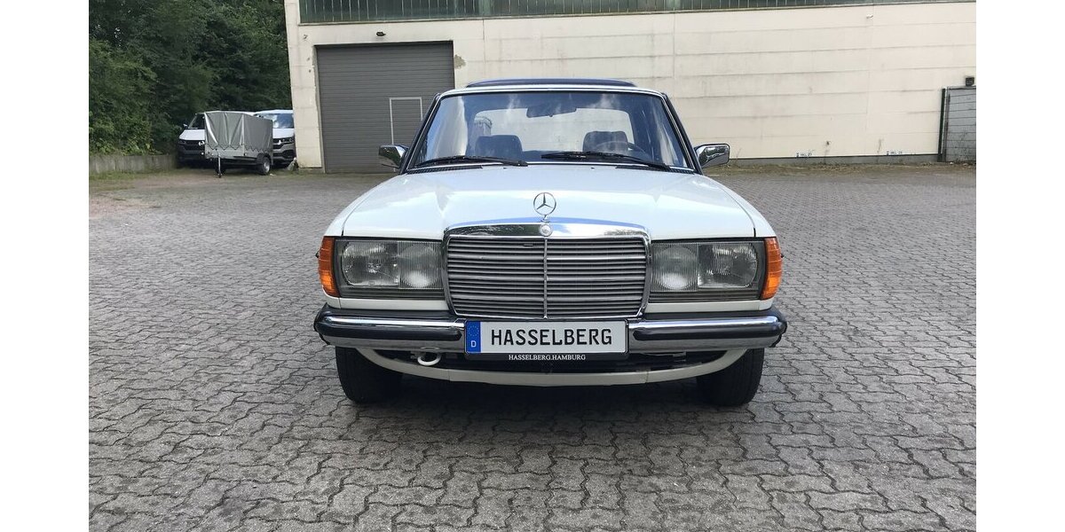 Mercedes-Benz 230 W123 Sanders Automat ABS AirBag SSD Velours 146.358 km 15.999 &euro; Hamburg 22339