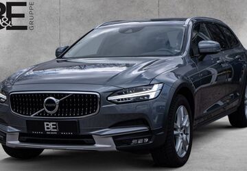 Volvo V90 Cross Country 86.500 km 31.950 &euro; Ahrensburg 22926