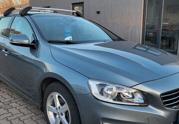 Volvo V60 109.778 km 13.499 &euro; Pinneberg 25421