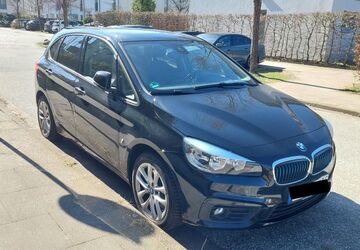BMW 225 Active Tourer 96.400 km 12.500 &euro; Hamburg 22417