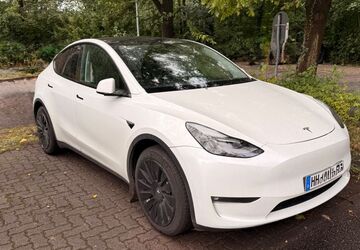 Tesla Model Y 32.014 km 41.300 &euro; Hamburg 22391