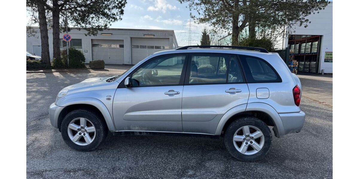 Toyota RAV 4 306.844 km 2.999 &euro; Barsbüttel 22885