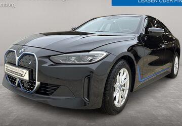BMW i4 27.708 km 35.503 &euro; Barsbüttel bei Hamburg 22885