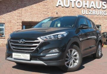 Hyundai TUCSON 115.441 km 16.900 &euro; Henstedt Ulzburg(20 km nördlich von HH-direkt an der A7) 24558