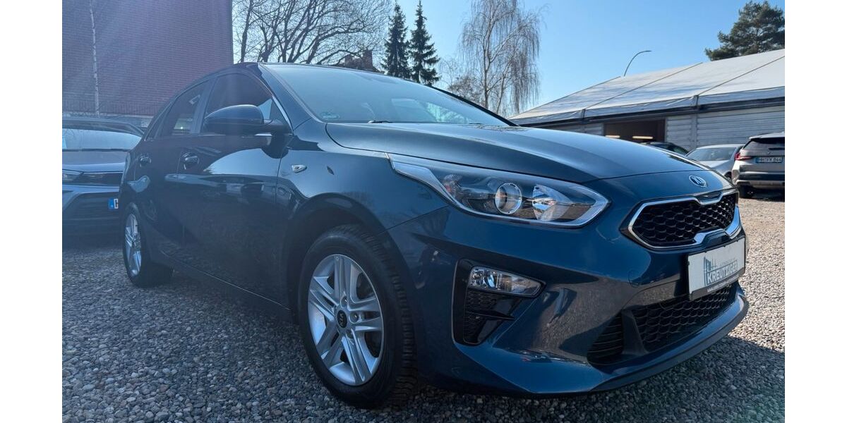 Kia ceed / Ceed 46.631 km 16.990 &euro; Hamburg 22179