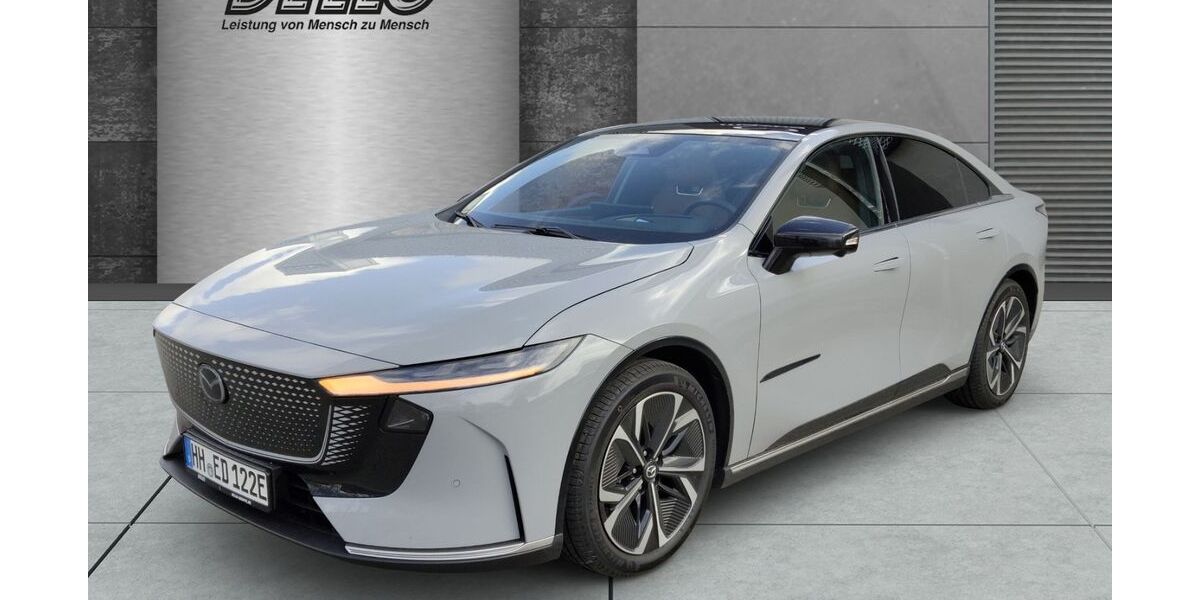 Mazda 6e 3.990 km 38.990 &euro; Hamburg 21079