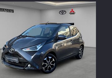 Toyota Aygo (X) 79.800 km 9.980 &euro; Hamburg 22399