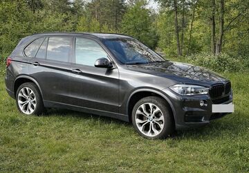 BMW X5 127.000 km 32.200 &euro; Hamburg 21035