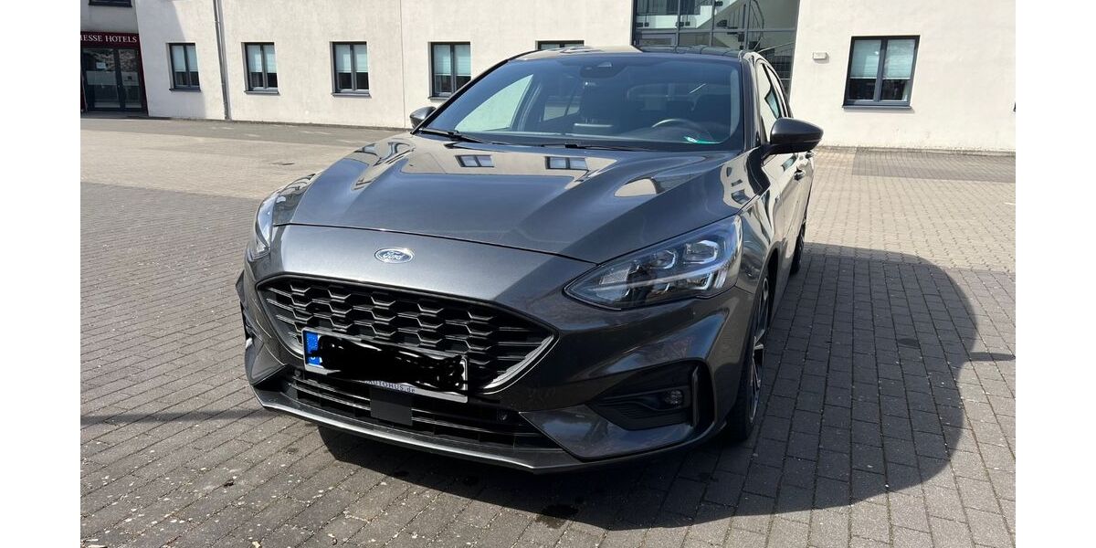 Ford Focus 142.201 km 13.500 &euro; Norderstedt 22850