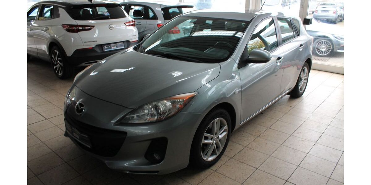 Mazda 3 84.164 km 9.490 &euro; Bad Oldesloe 23843