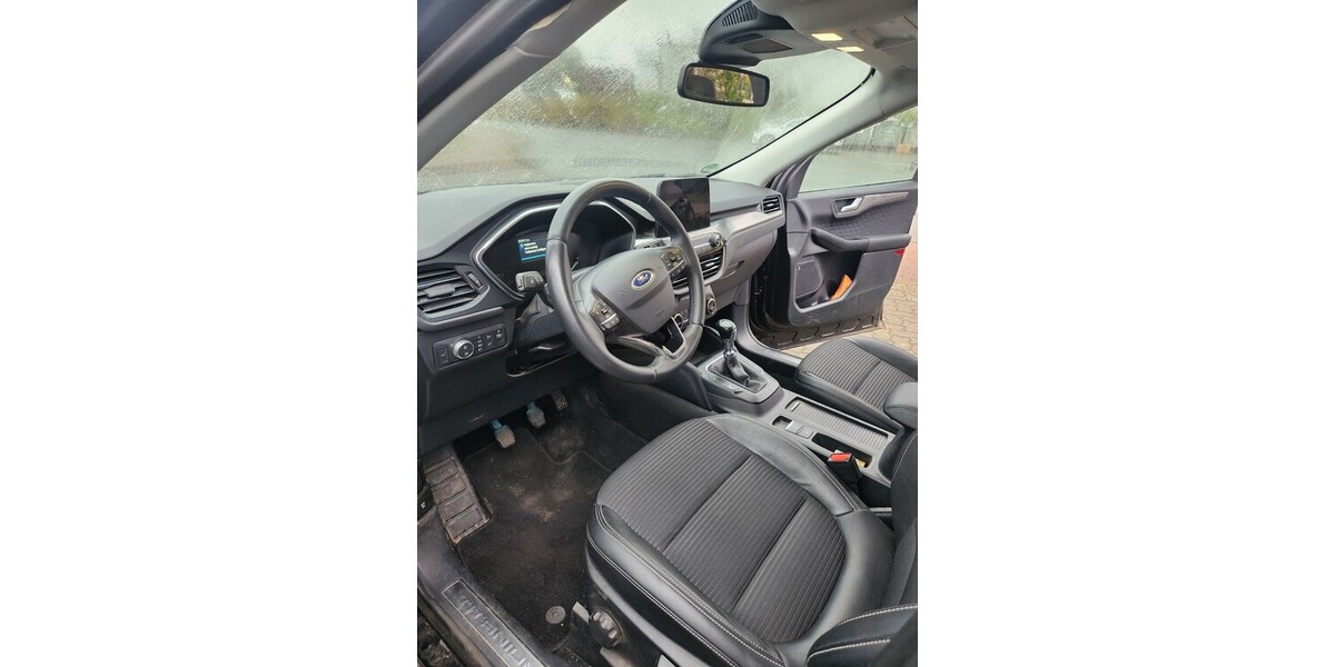 Ford Kuga 80.000 km 18.300 &euro; Hamburg 20038