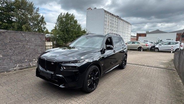BMW X7 M60 10.500 km 98.000 &euro; Hamburg 20537